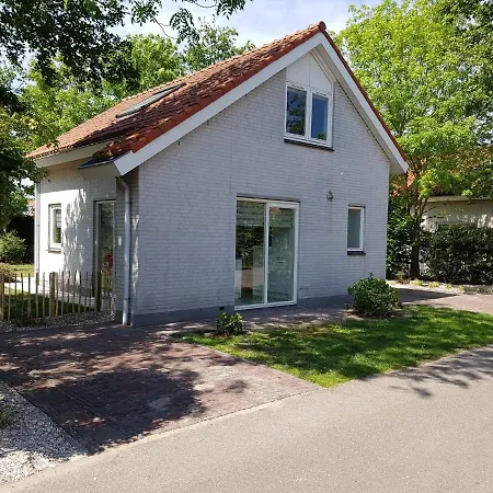 Tip! Pleasant Chalet Stern & 4 Bikes * Noordwijk